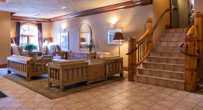 Banff Caribou Lodge, Banff ski chalet, image 3